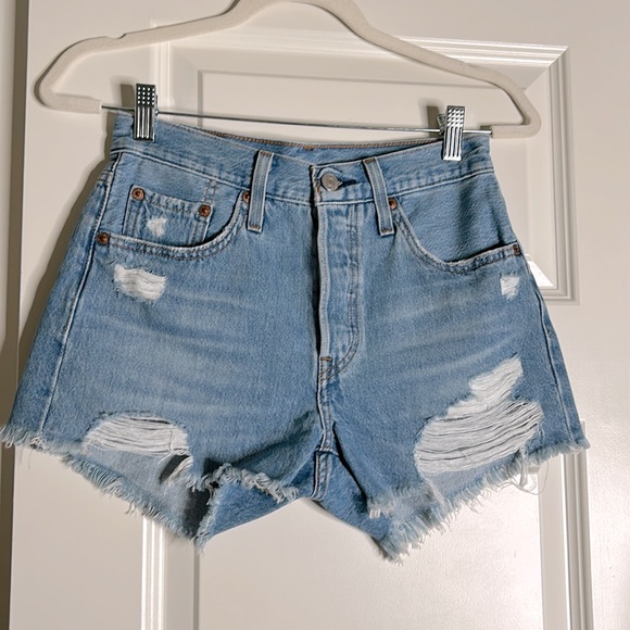 Levi's Pants - Levi's 501 shorts